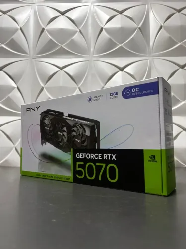 Placa de vídeo RTX 5070 12GB PNY Triple Fan OC - Loja Física - Garantia - Até 36x/Senff 