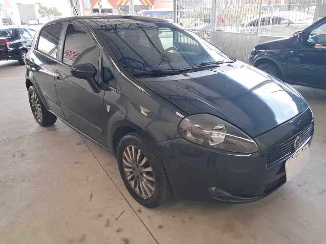 Fiat Punto Attractive Italia 1.4 F.flex 8V 5P 2012