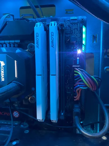 Kit Memória RAM DDR4 32GB 2x16GB 3200MHz Gloway Tianxu Branco Dual Channel