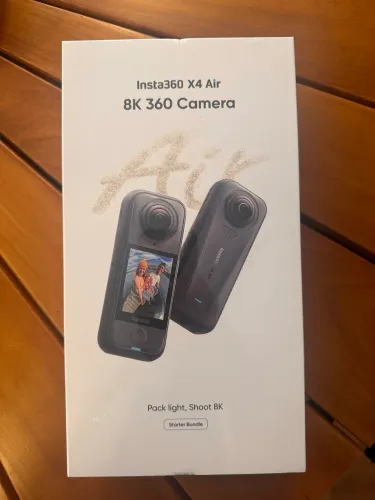 Câmera Insta360 X4 8k Pocket 