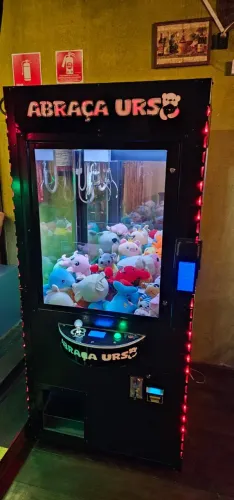 Venda de Máquina Grua - vending machines (Pelúcia) - Em Funcionamento