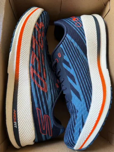 TÊNIS SKECHERS  GO RUN RAZOR 4 