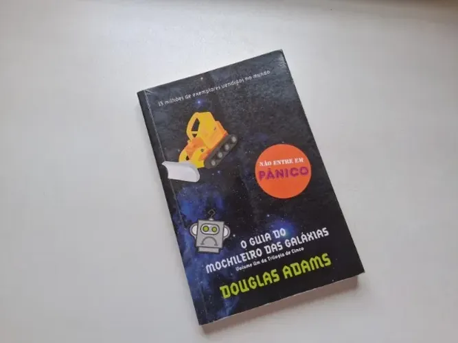 O Guia do Mochileiro das Galáxias volume 1 - Douglas Adams