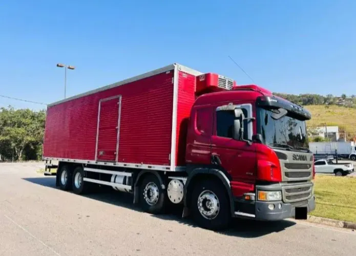 Scania P310 bitruck baú frigorífico 2015