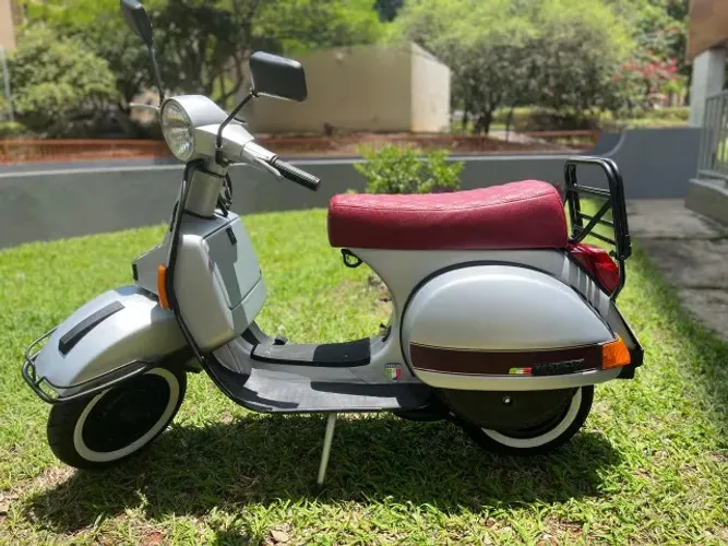 Vespa Piaggio 150 Cilindradas Customizada - Motor Revisado, Doc OK