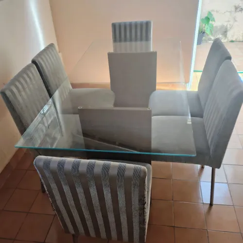 Mesa 6 cadeiras com tampo de vidro 160cm