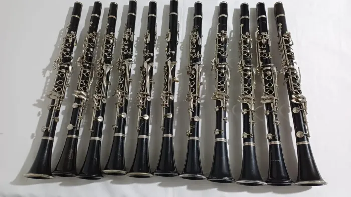 Clarinetes para manutenção, lote com 11 unidades.