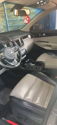 Kia Motors Sorento 3.3 V6 24V 270cv 4X2 Aut. 2016