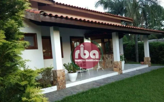 Casa com excelente localização e vista privilegiada para o por do sol no Condomínio City C