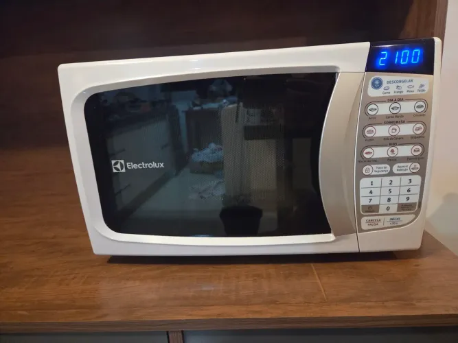 Forno Micro-Ondas Electrolux 20L 220V