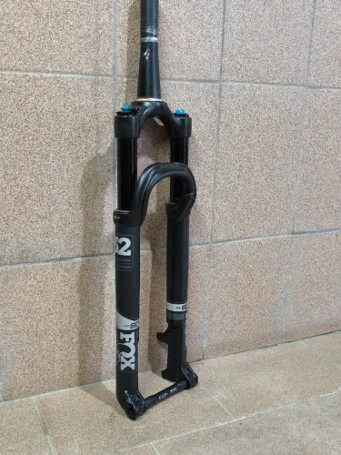 Suspensão Fox 32 SC PERFORMANCE 100mm Boost