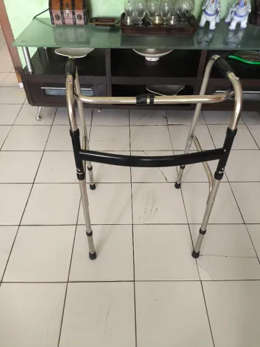Andador nunca usado