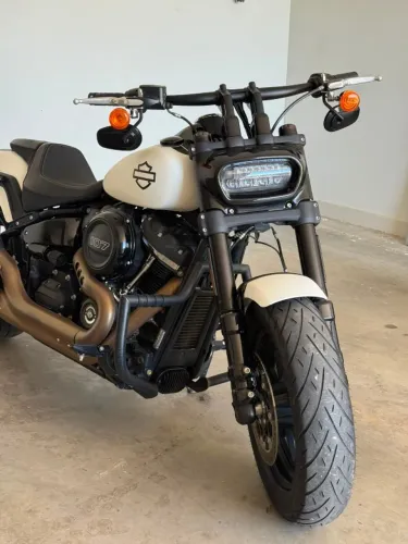 Harley-Davidson Softail Fat Bob 2018 - Motor: 107 - Impecável e Pronta para Rodar