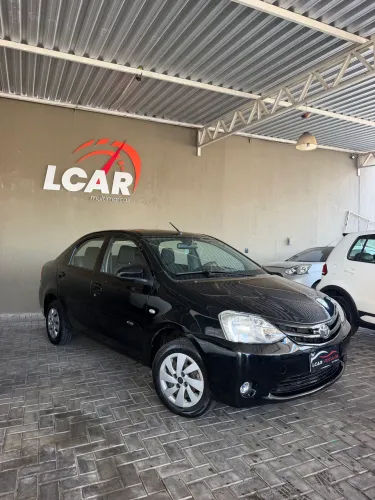 Toyota Etios X Sedan 1.5 Flex 16V 4P Mec. 2014