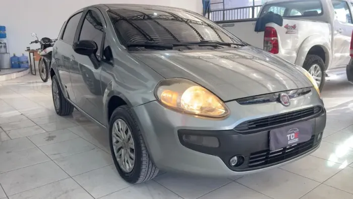 Fiat Punto Attractive 1.4 Fire Flex 8V 5P 2016