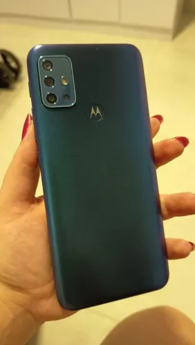 Celular moto g20