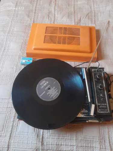 Rádio Eletrola Delta 8850 AM/FM, Funcionando, no estado, Anos 70, sem agulha.