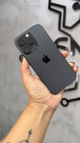 iPhone 16 Pro Black Titanium - 128GB  100% (Garantia Apple até 21/05/2027)
