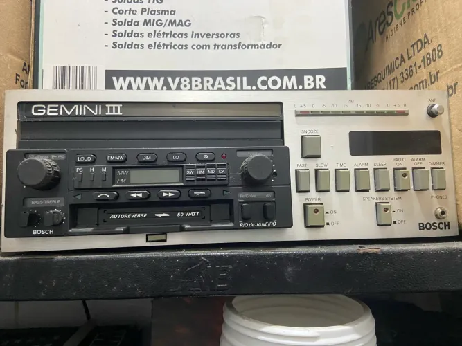 Rádio automotivo