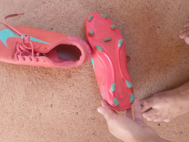 CHUTEIRA DA NIKE MERCURIAL
