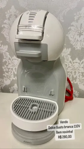 Cafeteira Dolce Gusto 110V Branca novinha