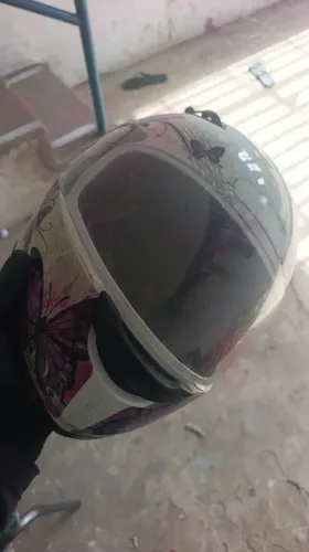 VENDO CAPACETE 