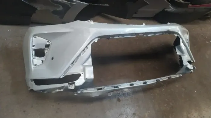 Parachoque Hilux Sw4 2021 2022 2023 2024 2025