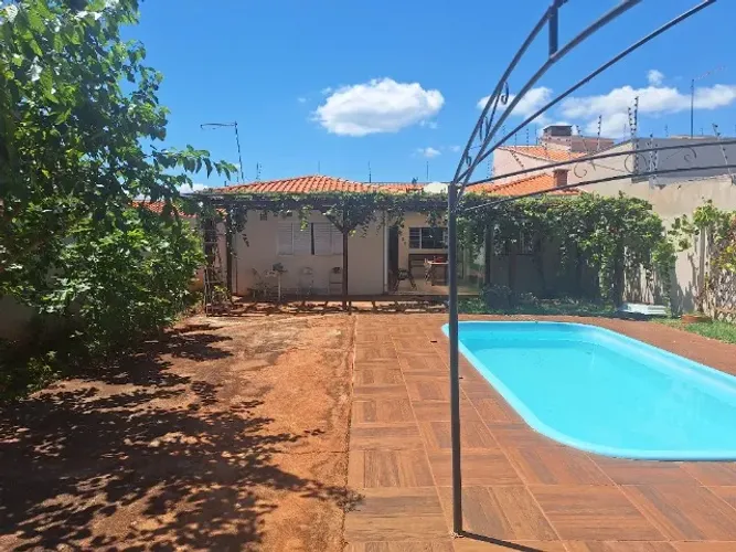 Casa em Primeiro de Maio, Pr, Parque Residencial Porto Seguro, 1 suite + 1 quarto + 1 banh