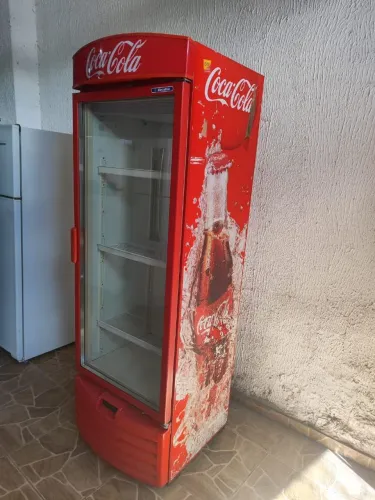 Freezer coca-cola em ótimo estado 378 litros lindo faço frete grátis