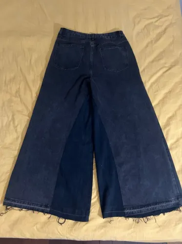 Calça super baggy tamanho 40