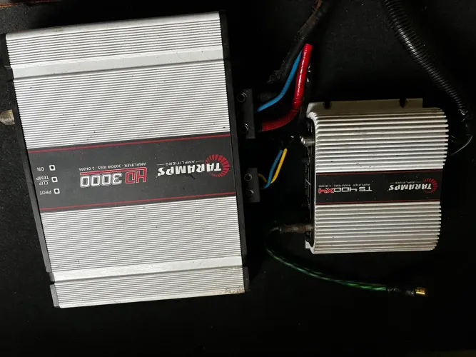 Som Automotivo Completo Trio Hard Power + Módulos Taramps + Bateria Freedom -
