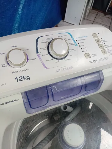 LAVA ROUPAS ELECTROLUX 12 KILOS 220 V