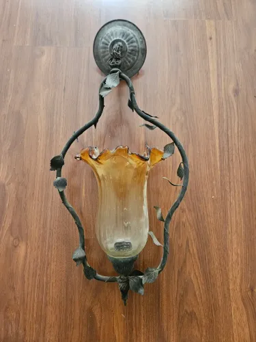 Belíssimo lustre antigo. Raridade!