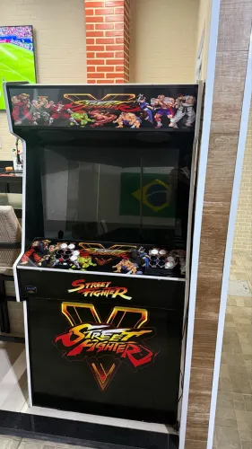 Fliperama 32 Polegadas +9000 Jogos - extremamente conservado 