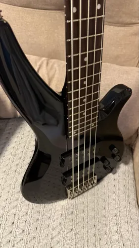 Baixo Yamaha RBX 375