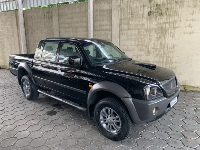 Mitsubishi L200 Outdoor GLS 2.5 4X4 CD TDI Diesel 2007