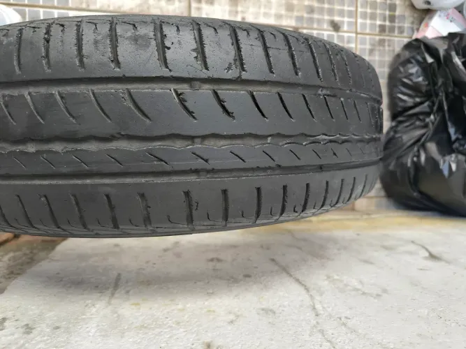 Pneu 175/75/14 Pirelli