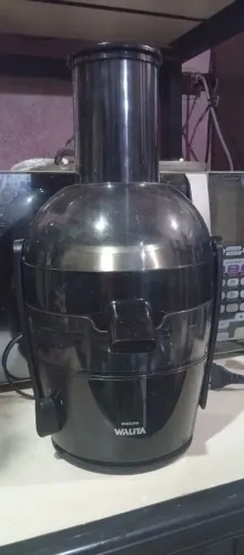 Centrífuga de Frutas Philips Walita 700W - 220V - Sucos Naturais em Segundos