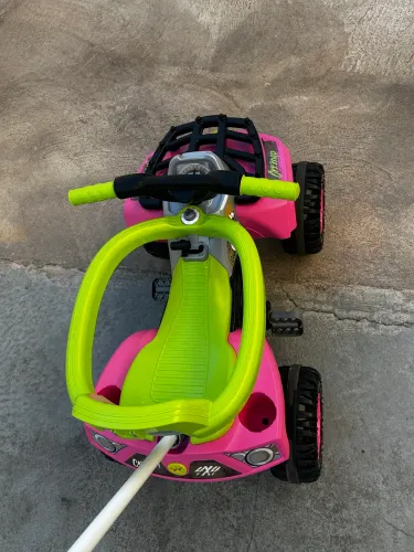 Vende-se carro de brinquedo para criança , Jeep calesita .