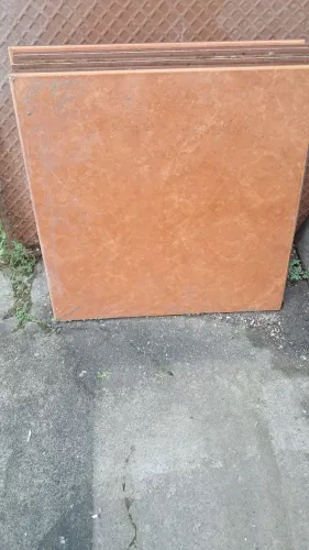 Pisos
