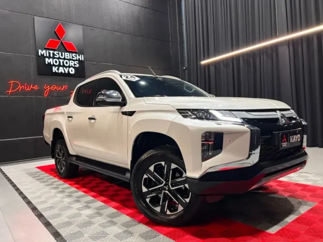 Mitsubishi L200 Triton Sport HPE-S 2.4 CD Dies. AUT 2024