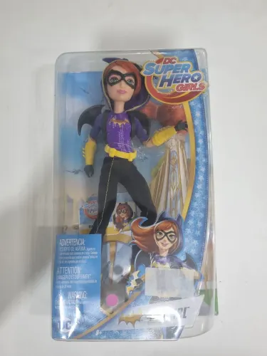 Boneca lacrada Dc Super Herói Girl Batgirl