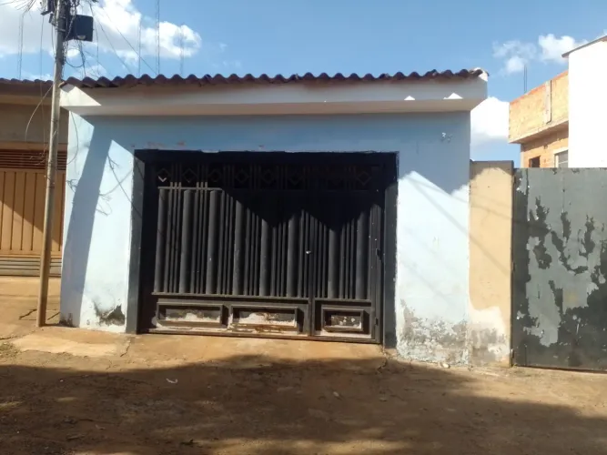 Vendo ou troco por apartamento