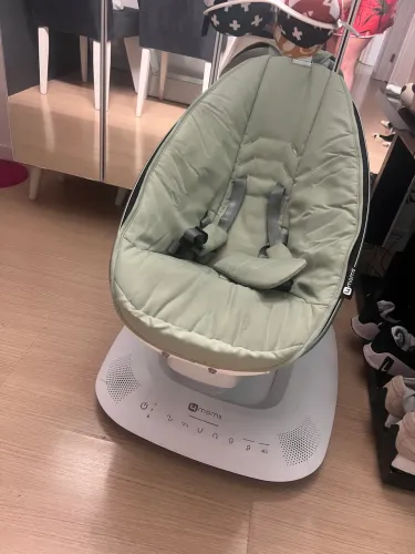 Cadeirinha de balanço inteligente 4 moms 