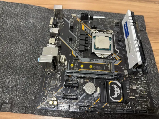Kit upgrade (Placa Mãe + Memórias e Processador)