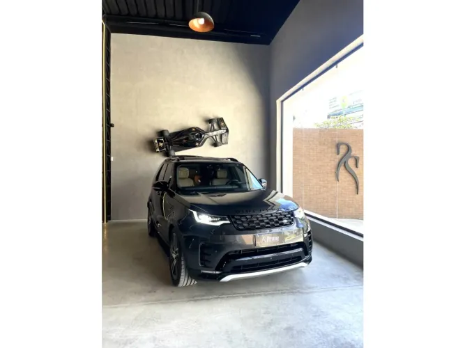 Land Rover Discovery R-DYN HSE 3.0 4X4 Die. (hib.) 2024