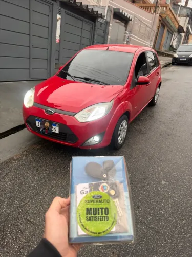 Ford Fiesta SE 1.6 8V Flex 5P 2014