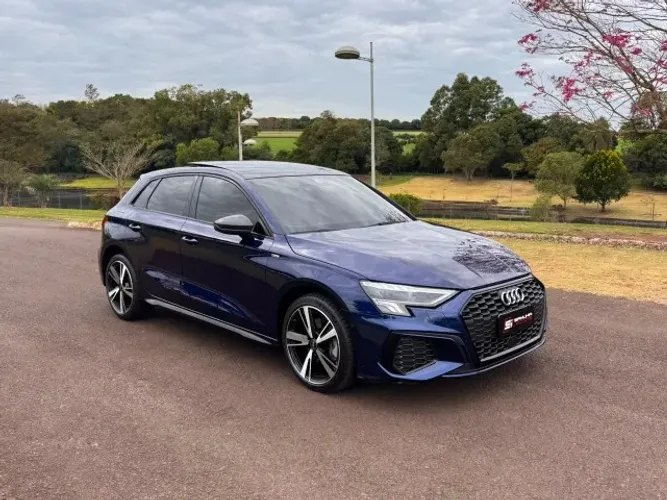 Audi A3 Sportb. Perf. Black 2.0 TFSI S-tronic 2024