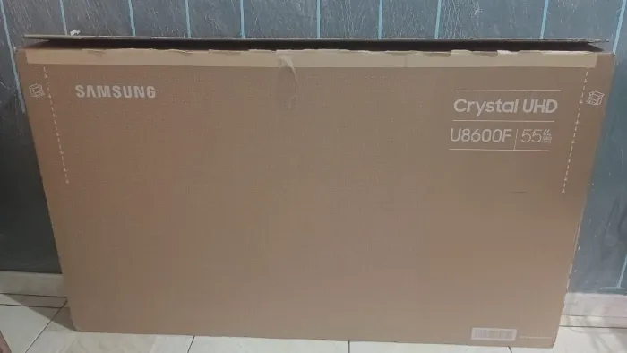 Caixa de 55 polegadas