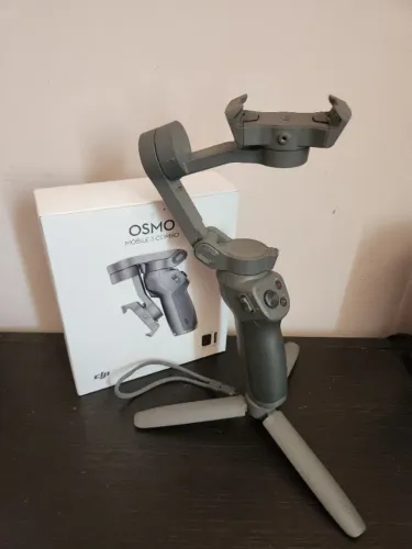 Estabilizador DJI Osmo Mobile 3 Combo Muito novo